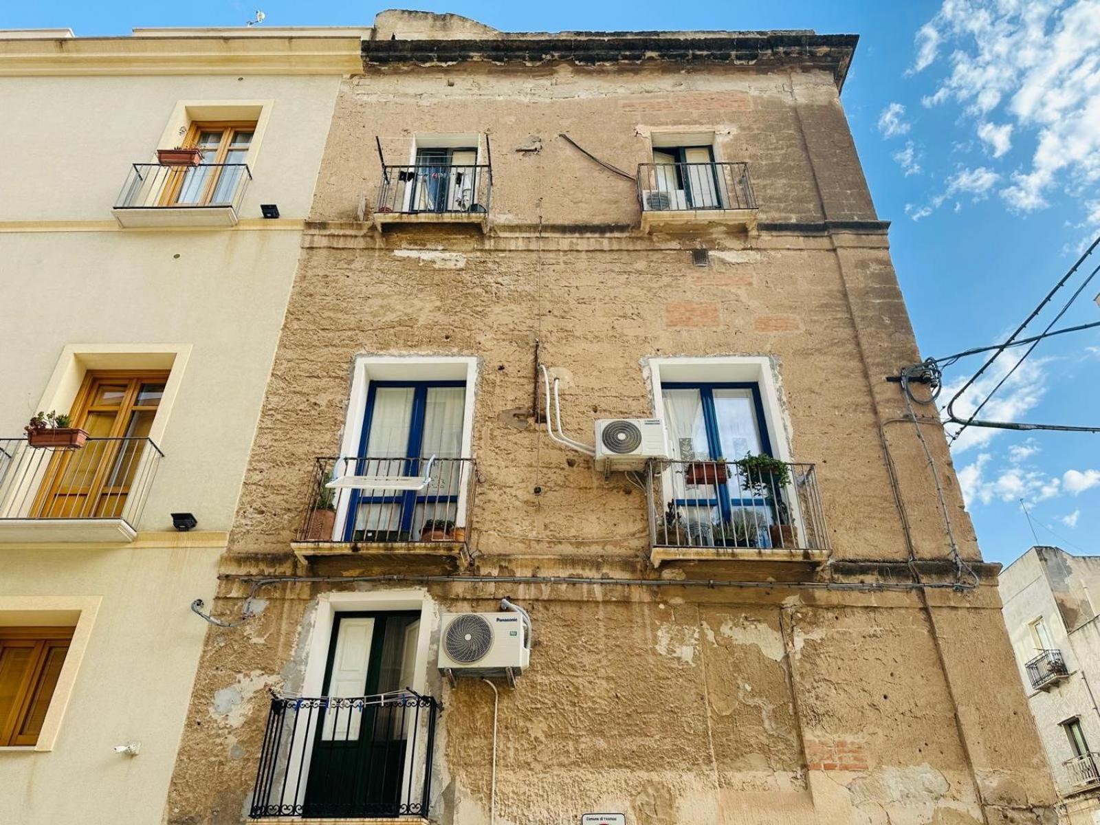 Apartamento Donna Jona Trapani Exterior foto